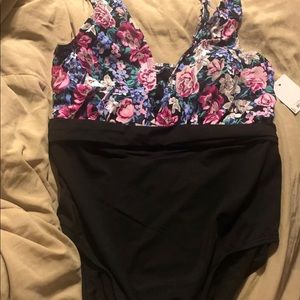 Plus size swim suit